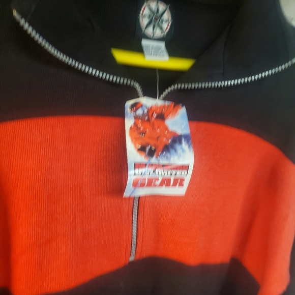 Marlboro Unlimited Gear Mens Black Red 1/3 Zip Collared Pullover Jacket Size M - Picture 5 of 8